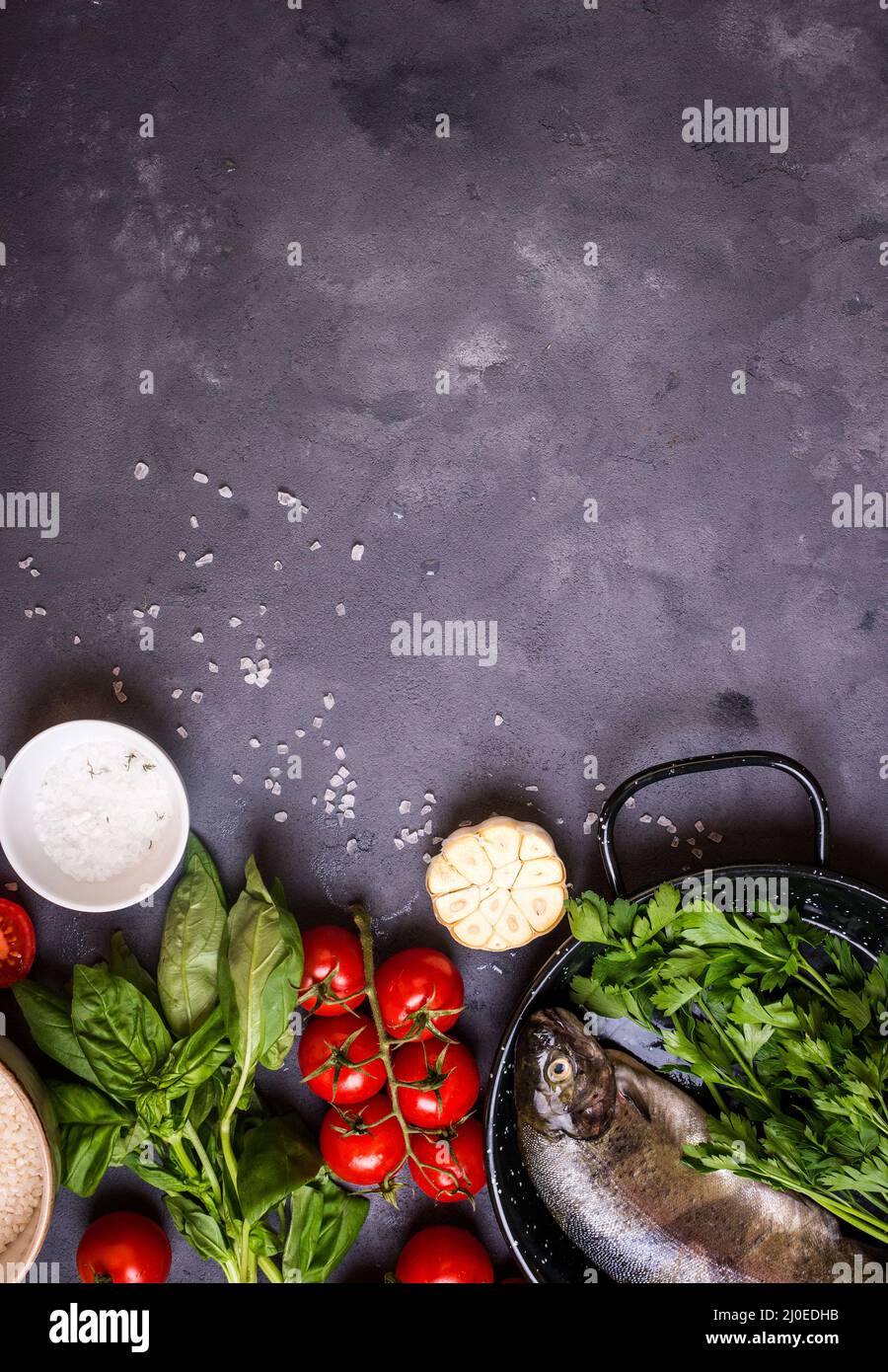 Frame fresh fish spices hi-res stock photography and images - Alamy