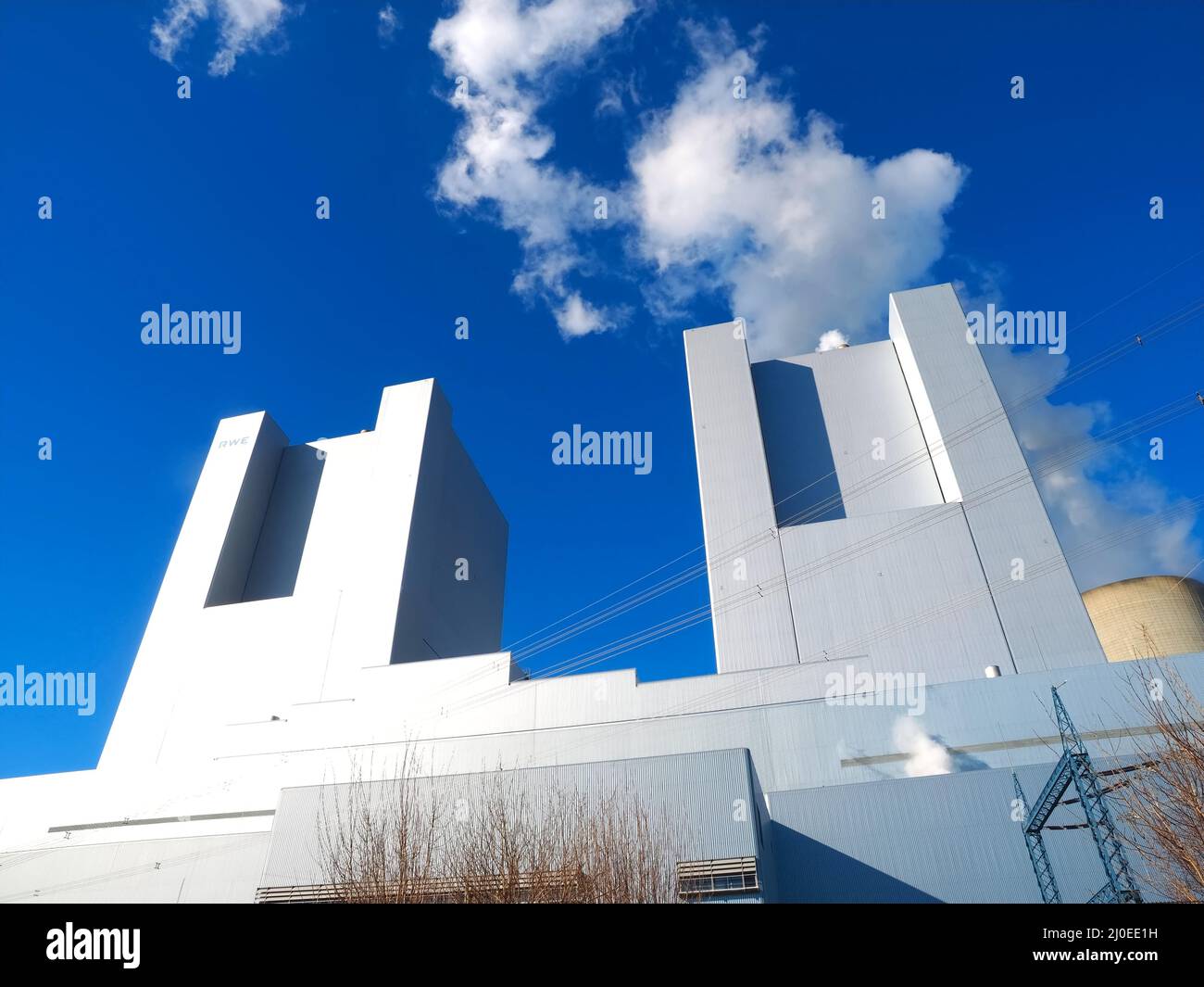 RWE Power lignite station pollutes carbon dioxide emissions in Neurath, Grevenbroich, Germany Stock Photo