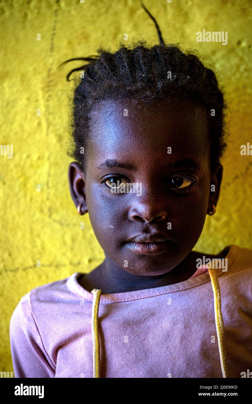 Close-up portrait of a Mauritanian girl, Zouerat, Mauritania Stock Photo