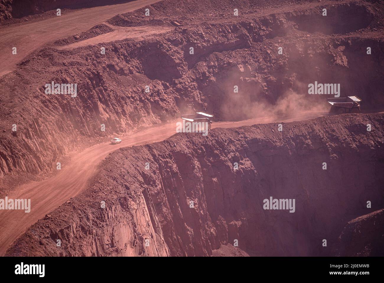 Iron ore mining mauritania hires stock photography and images Alamy