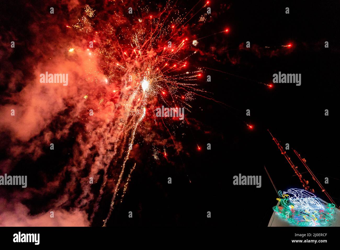 Mexico fireworks new year hi-res stock photography and images - Alamy