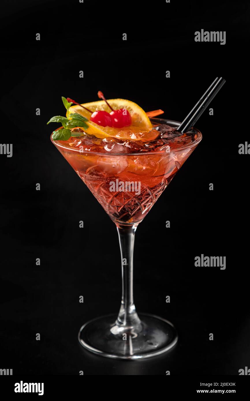 Cocktail orange glass summer hi-res stock photography and images - Alamy