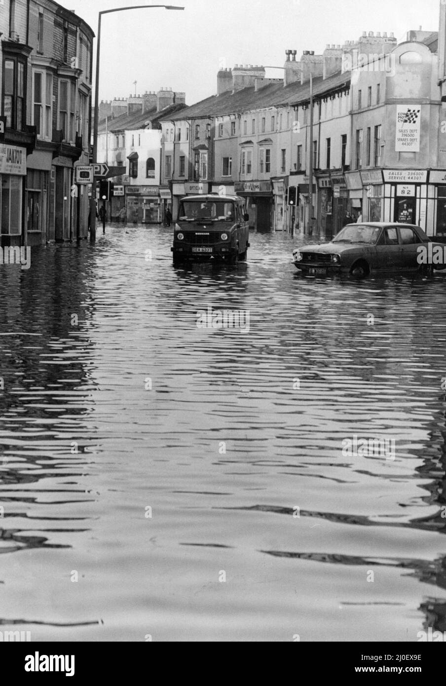 Cardiff Floods 1979, Our picture shows ... Cowbridge Road East, ardiff, Friday 28th December 1979. Stock Photo