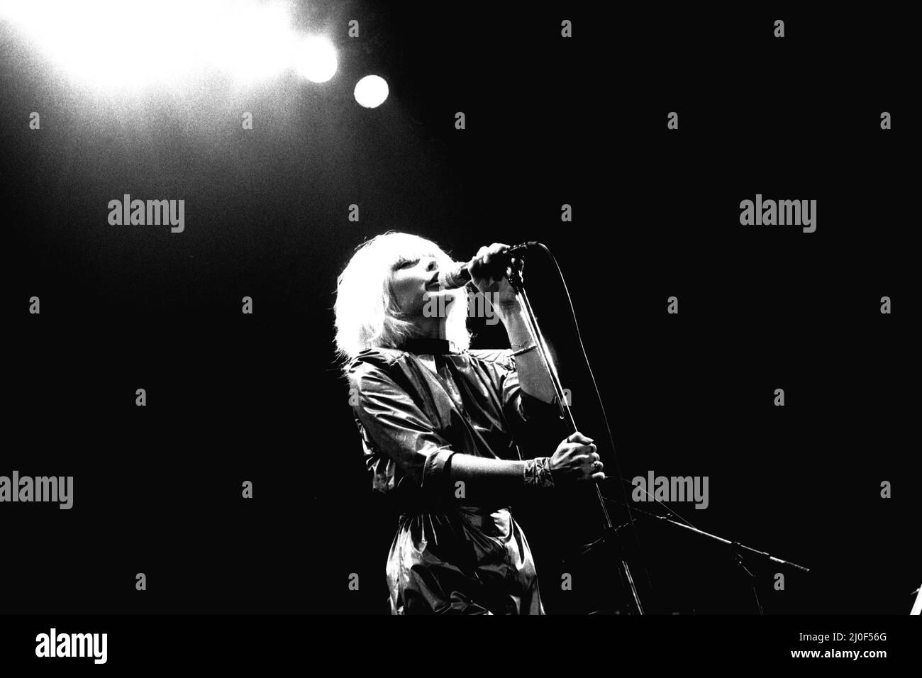 Debbie Harry of Blondie performs in concert at Newcastle City Hall 4 January 1980 Stock Photo