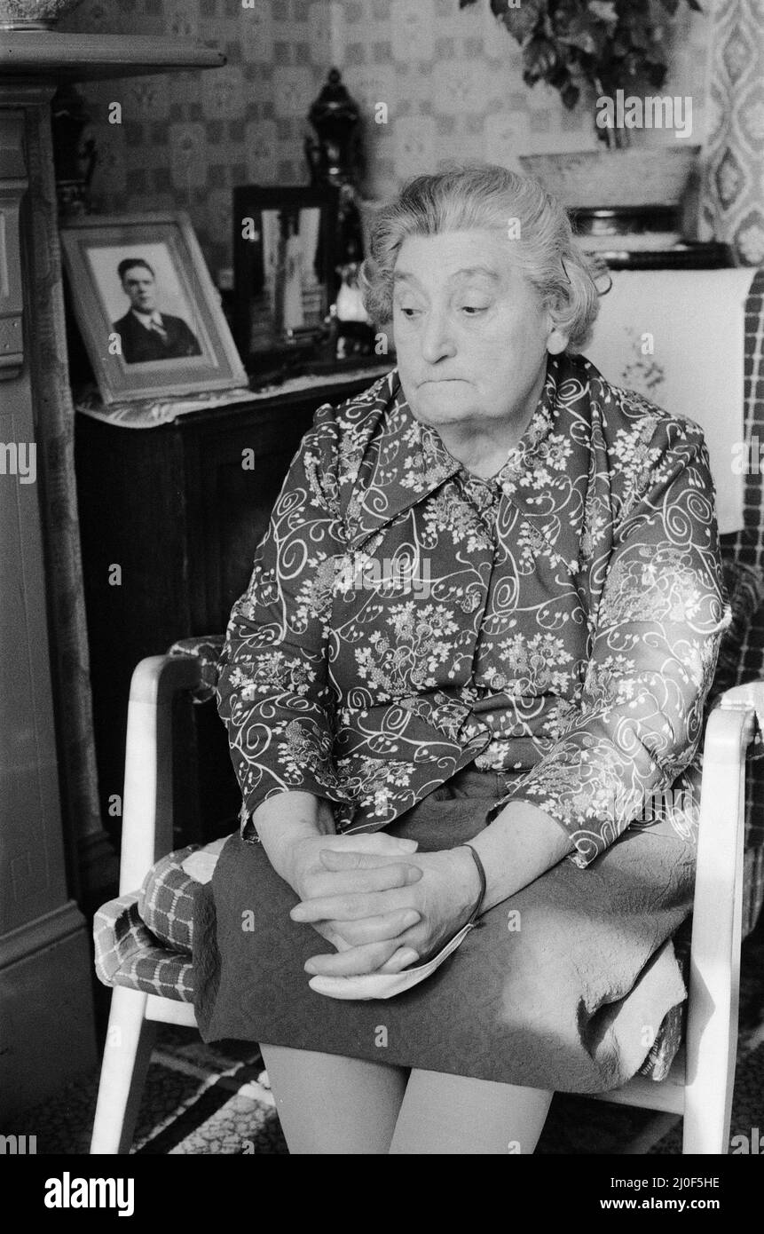 Third day of the Iranian Embassy Siege in London where six gunmen of the Iranian extremist group 'Democratic Revolutionary Movement for the Liberation of Arabistan' stormed the building, taking 26 hostages before the SAS retook the embassy and freed the hostages. Mrs E. Morris, mother of one of the hostages in the embassy, pictured at her home as she awaits further news. 2nd May 1980. Stock Photo