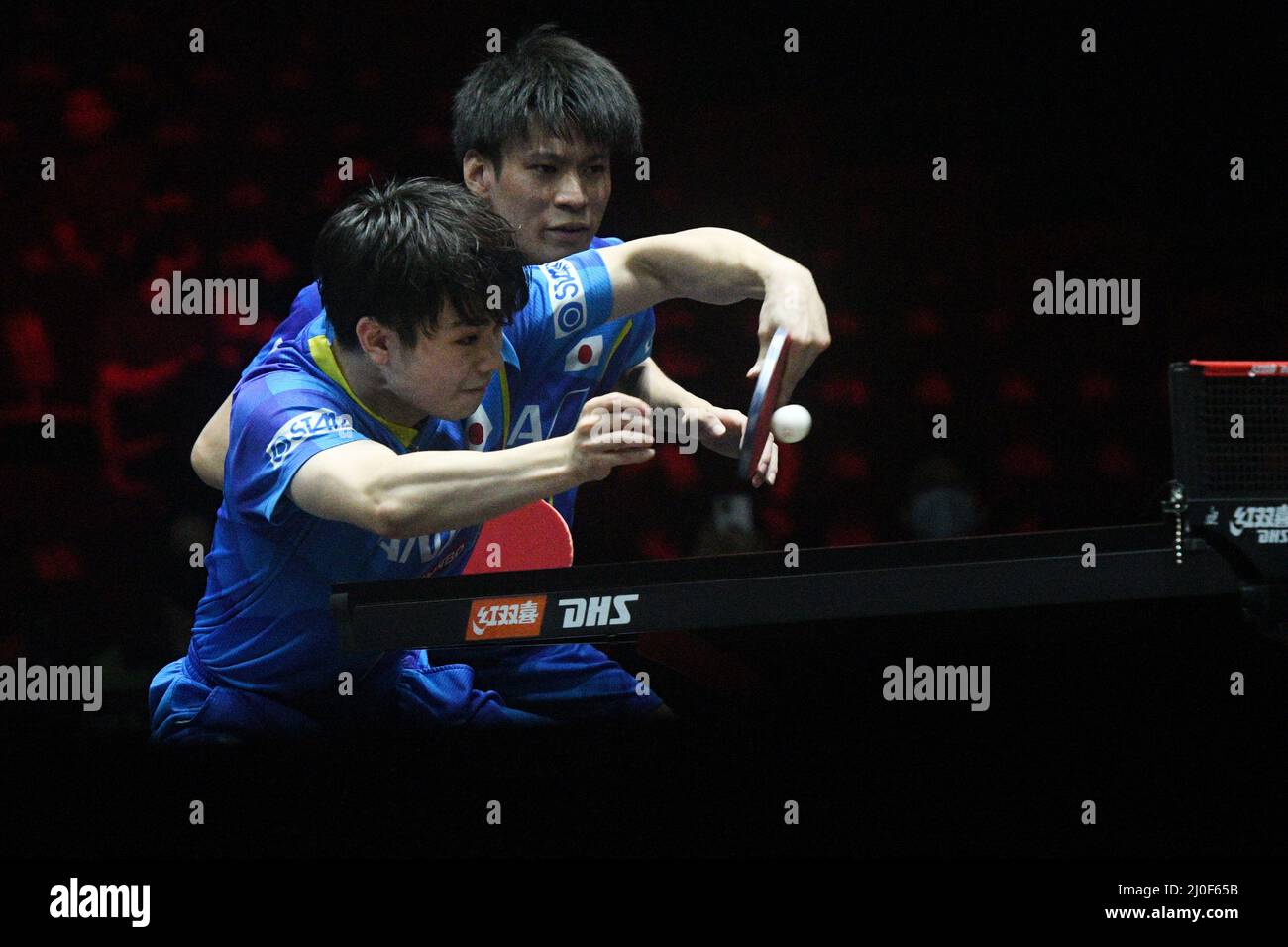 Mens table tennis doubles final hires stock photography and images Alamy