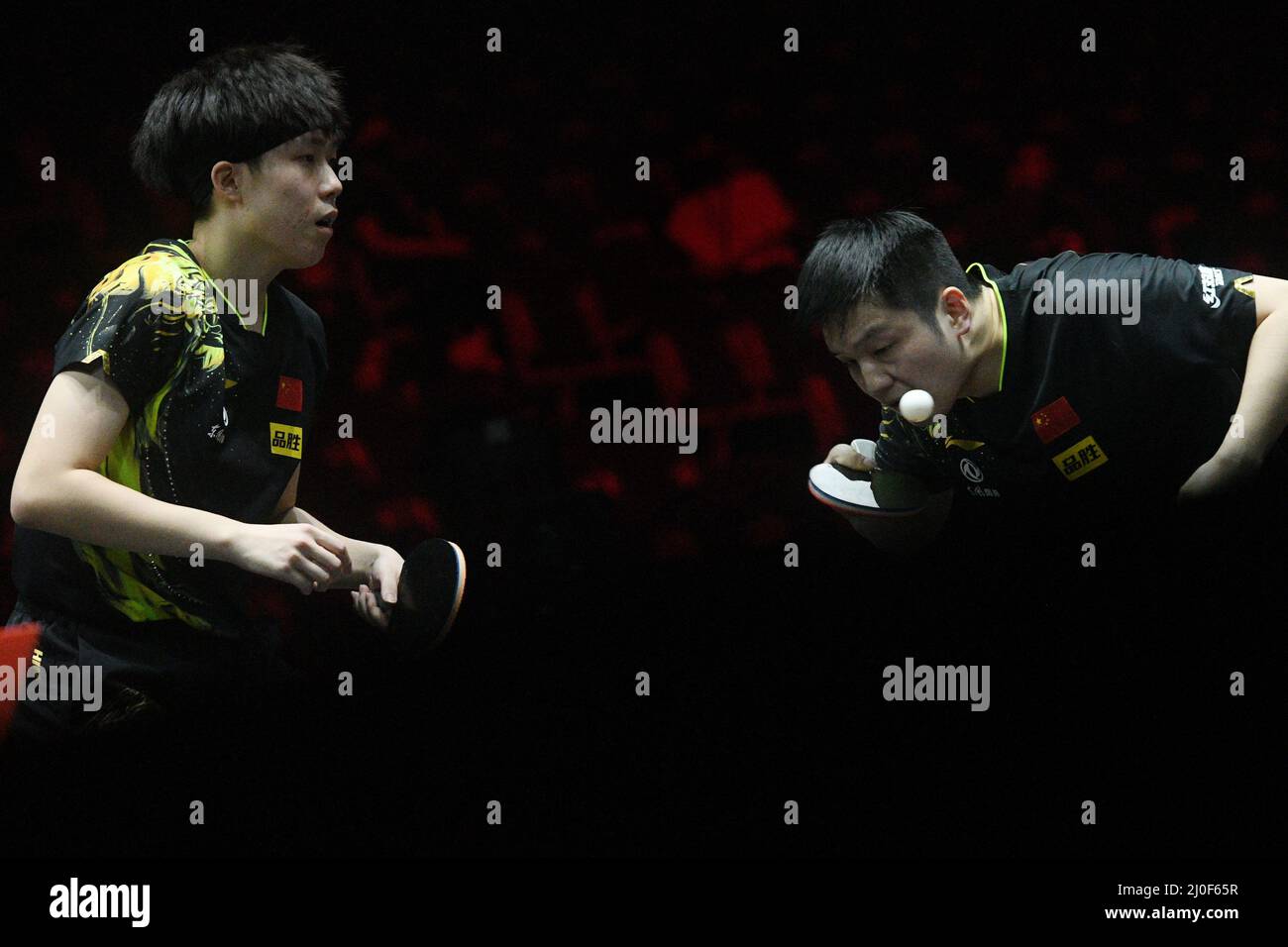 Mens table tennis doubles final hires stock photography and images Alamy