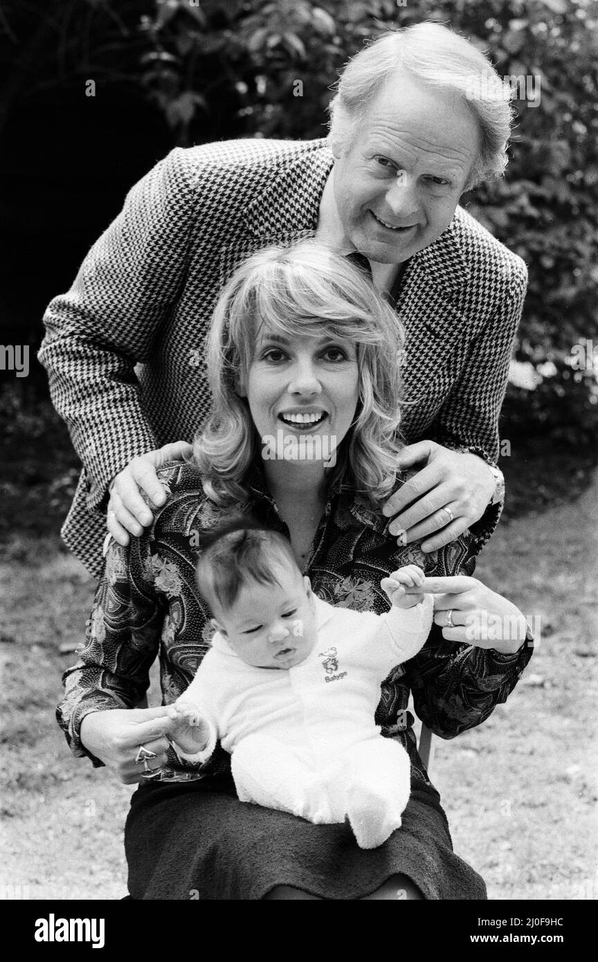 Esther Rantzen at home with her baby daughter Emily and husband Desmond Wilcox. 15th May 1978. Stock Photo