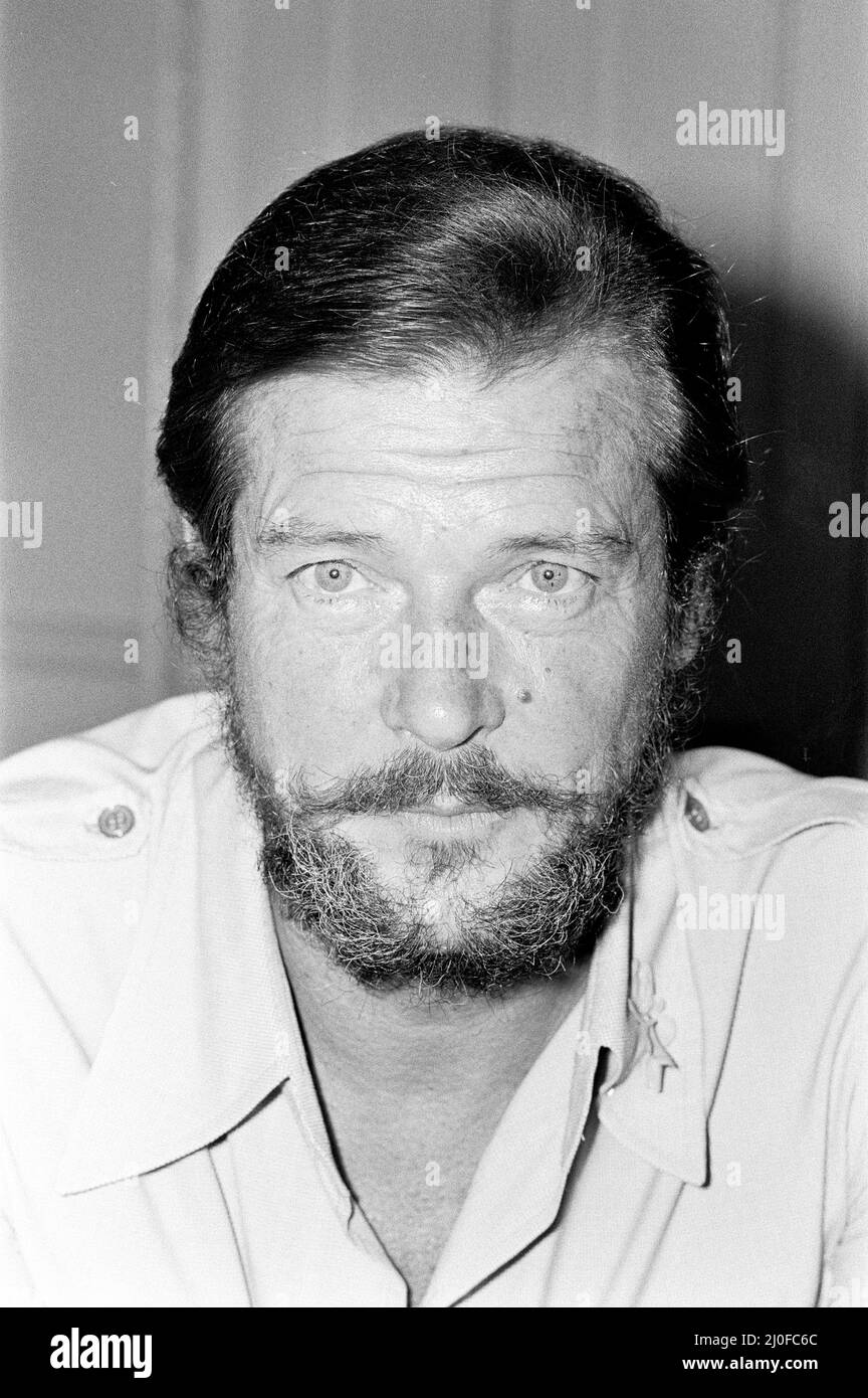 Roger Moore who is in London for the World charity premiere of the new James Bond film 'Moonraker' at the Odeon, Leicester Square on 25th June. 21st June 1979. Stock Photo