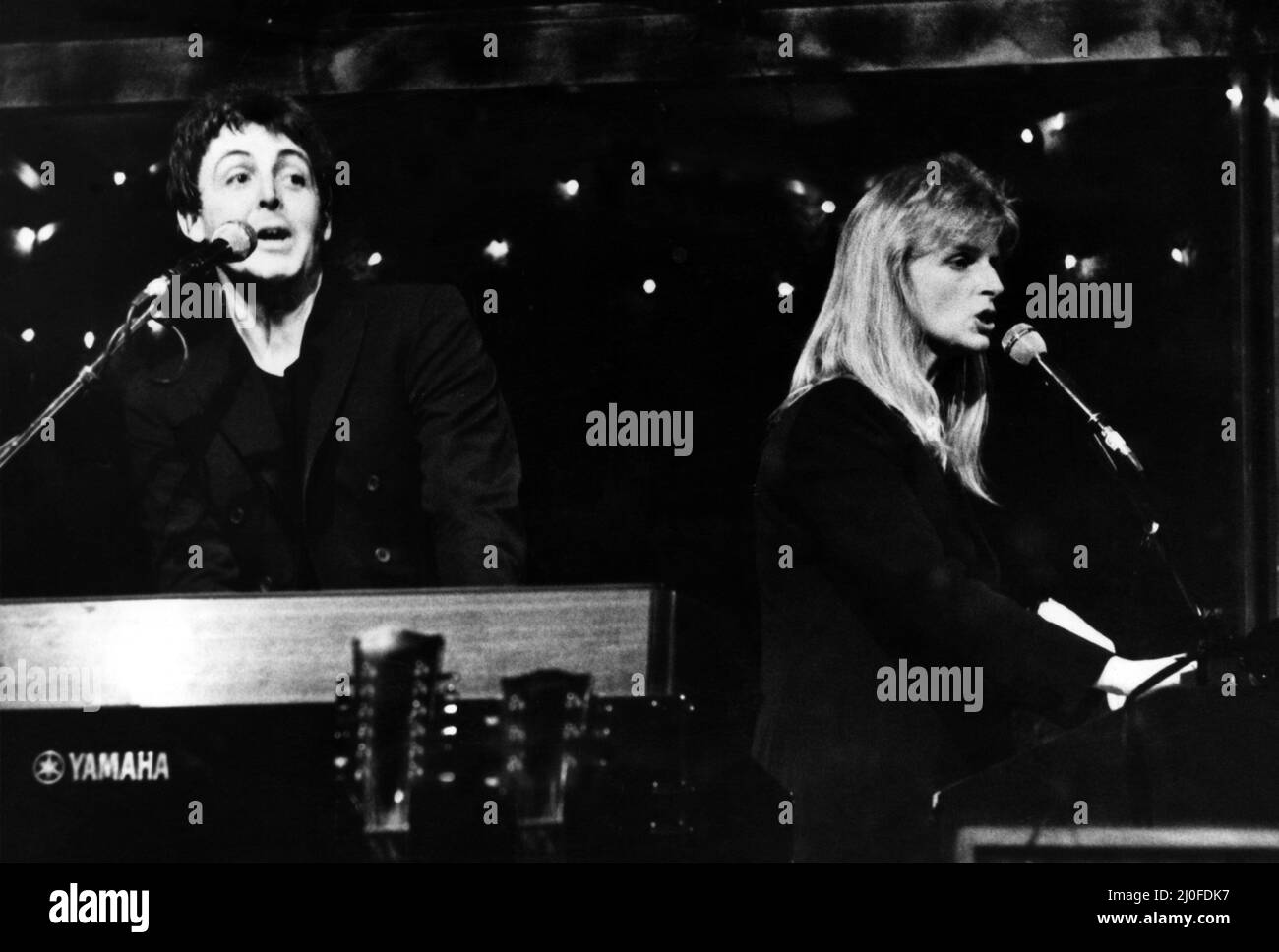 Linda Mccartney Wings Hi res Stock Photography And Images Alamy Linda Mccartney Wings Hi res Stock Photography And Images Alamy