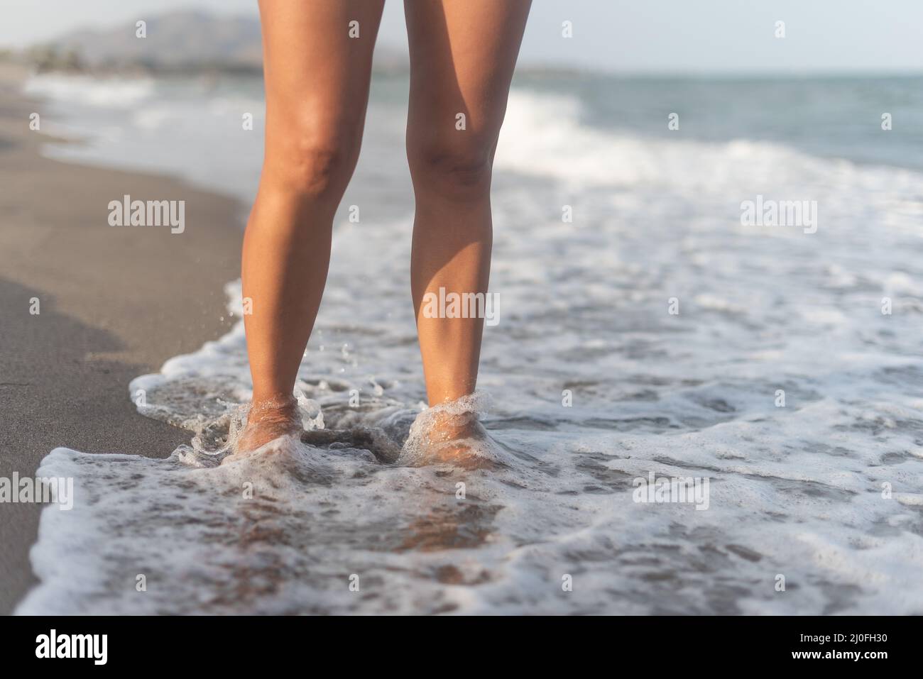 Wet leg hi-res stock photography and images - Page 9 - Alamy