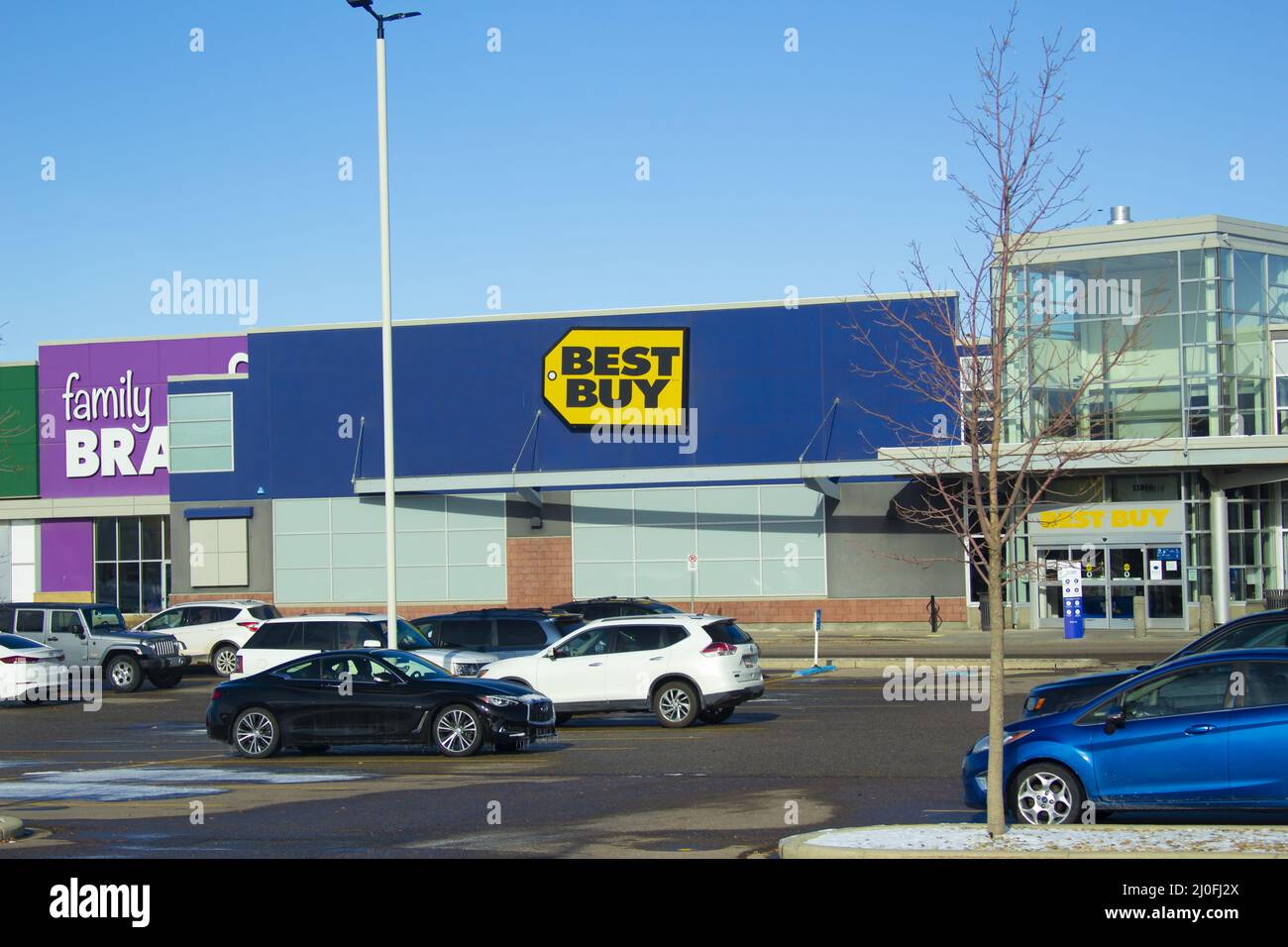 Calgary Alberta, Canada. Oct 17, 2020. Best Buy is an American multinational consumer electronics retailer headquartered in Rich Stock Photo