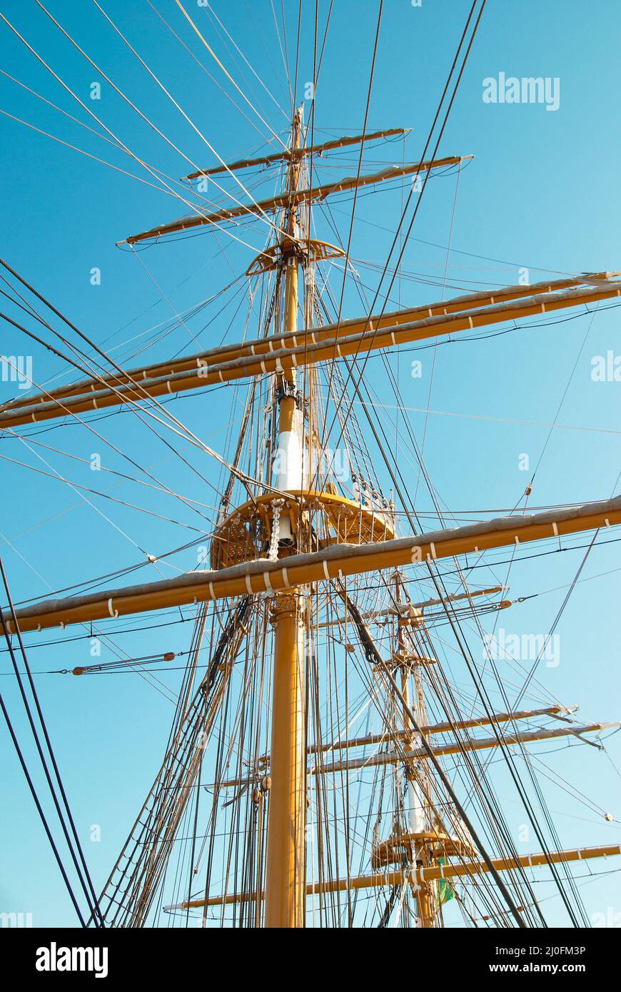 Tall ship mast with ropes Stock Photo Alamy