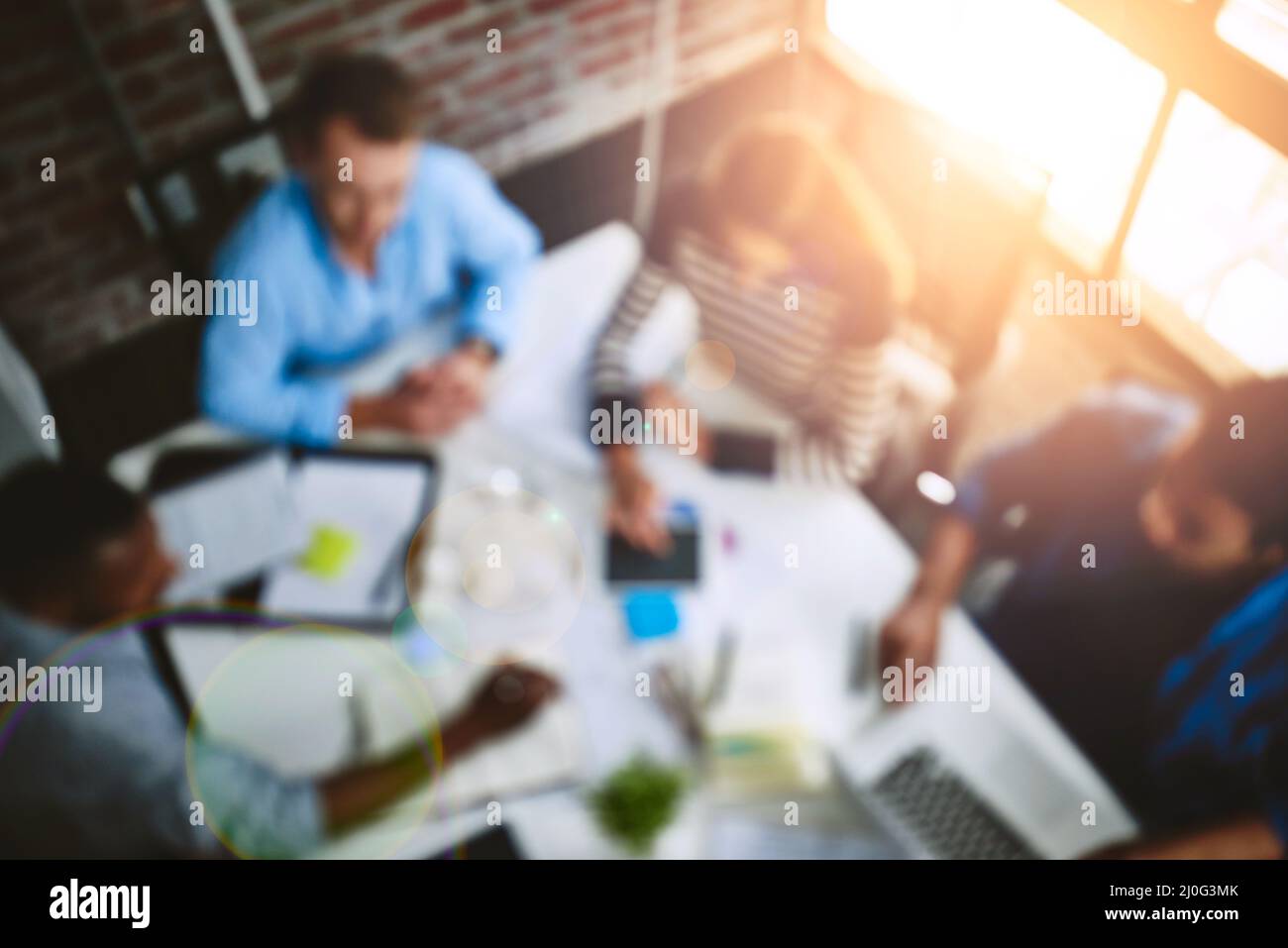 Design office teamwork discussions hi-res stock photography and images ...
