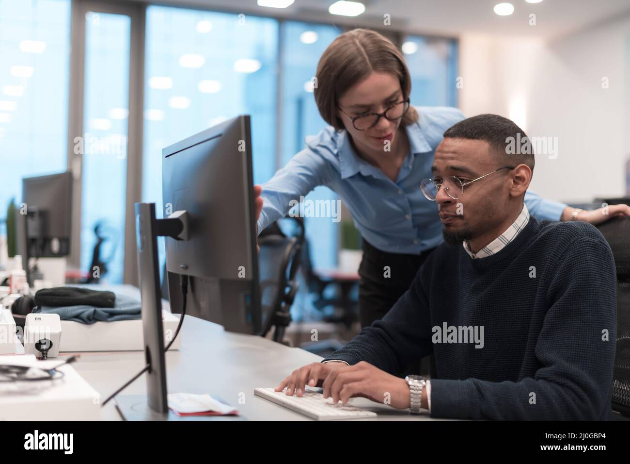 Officemate posing hi-res stock photography and images - Alamy