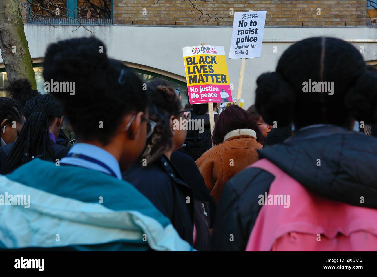 London (UK), 18.03.2022: Protesters gather outside Stoke Newington Police Station in Hackney to demonstrate against the strip- search by police of a s Stock Photo
