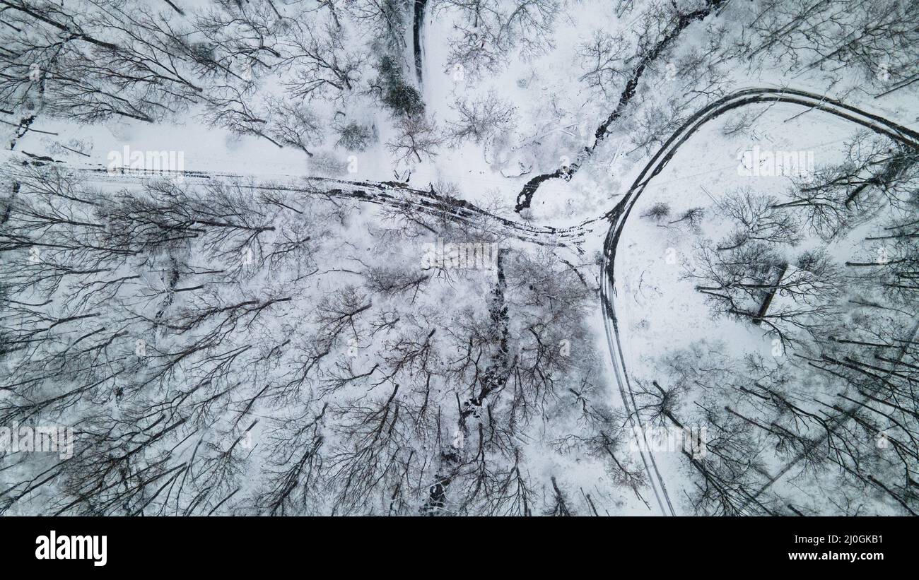 Overhead mountains snow aerial hi-res stock photography and images - Alamy