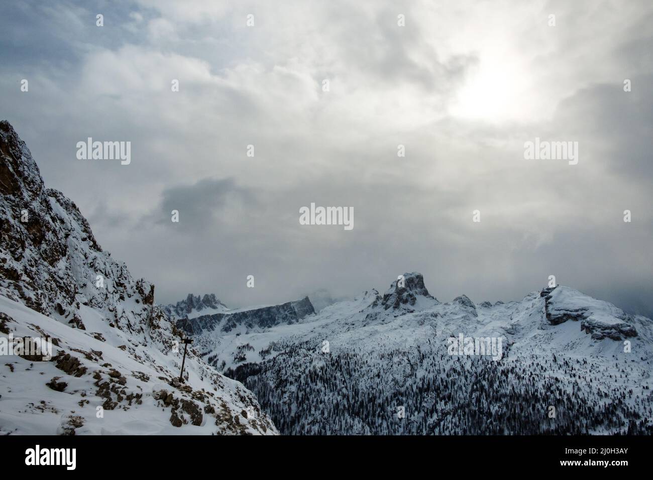 Clouds carrying snow in the italian alps Stock Photo - Alamy