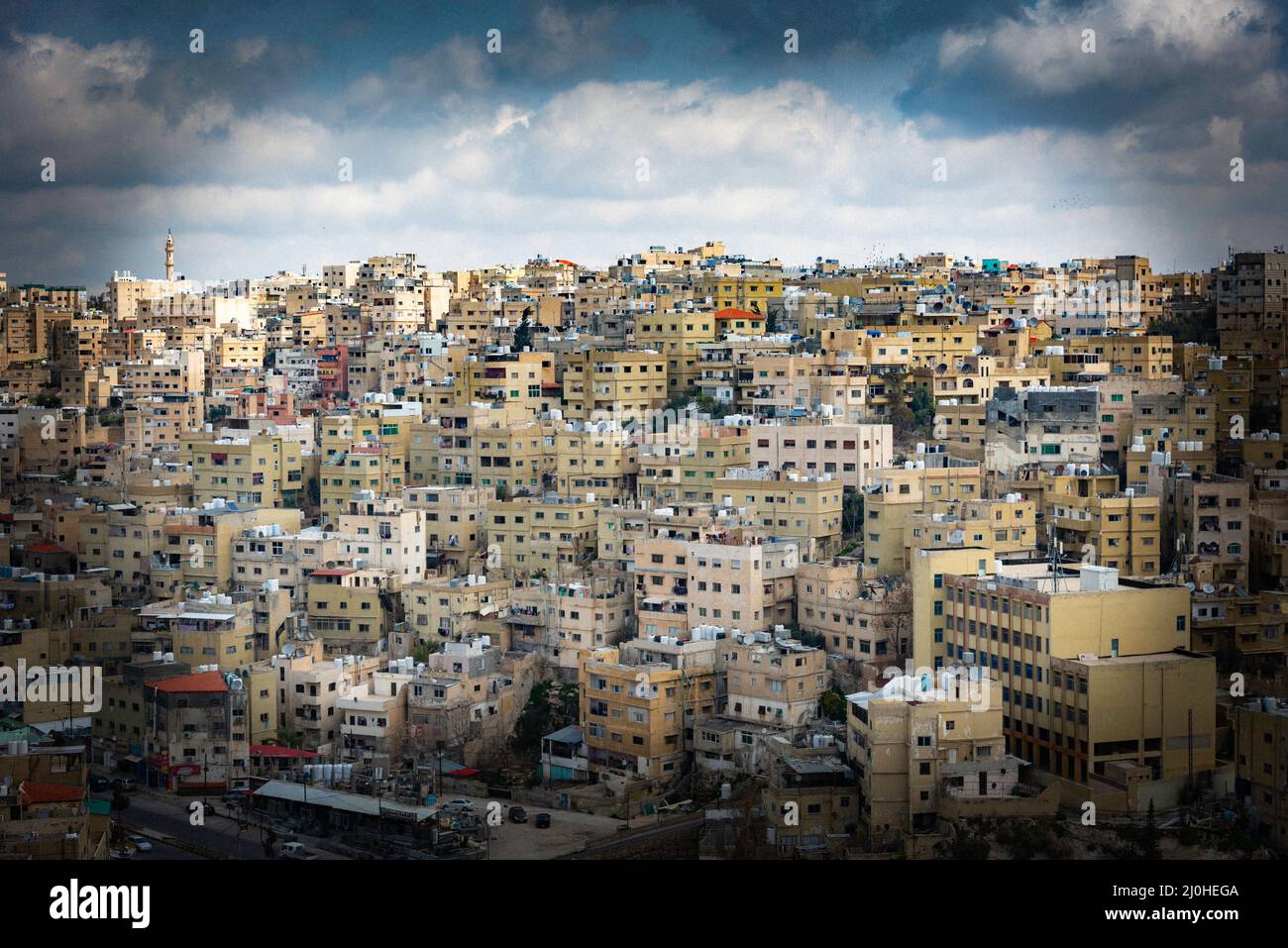 AMMAN JORDANIA 19-03-2022,-Amán, la capital de Jordania, es una ciudad moderna con numerosas ruinas antiguas. En lo alto de Stock Photo