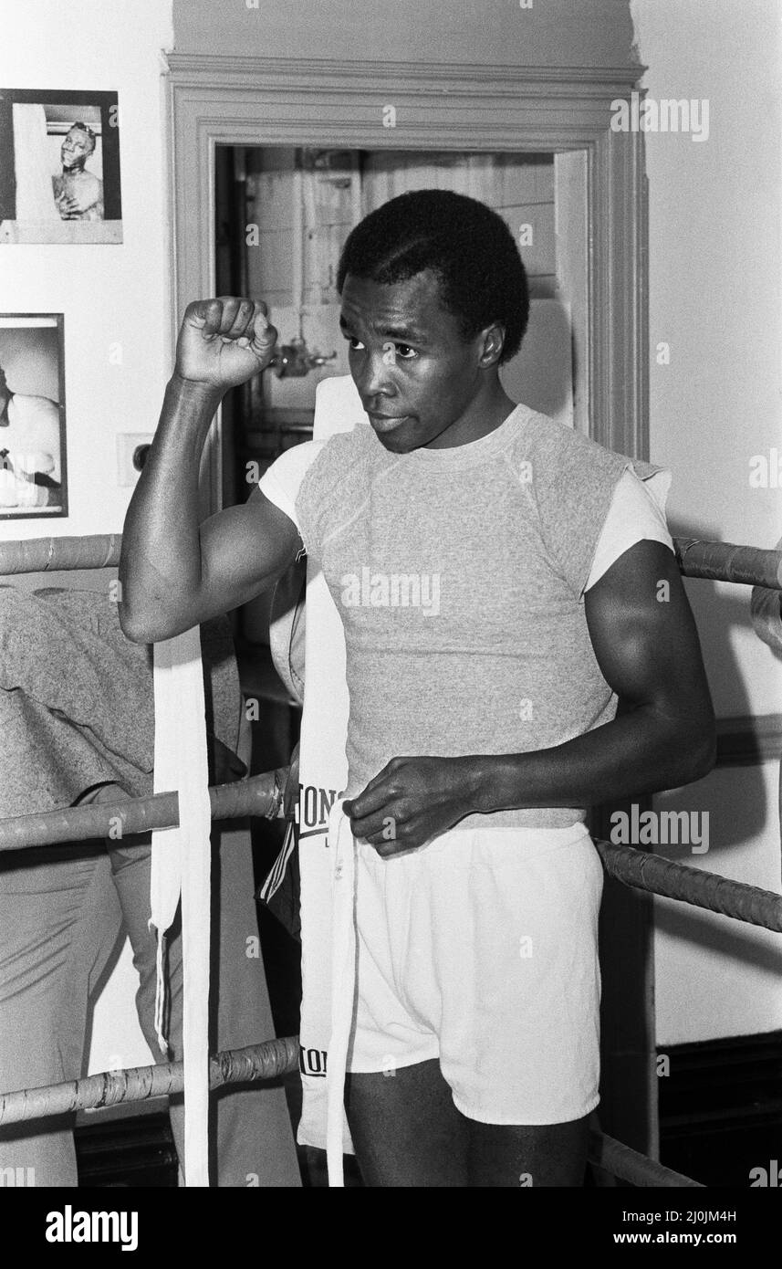 Sugar Ray Leonard in the Thomas A'Becket gym.,  Old Kent Road.24th September 1982. Stock Photo