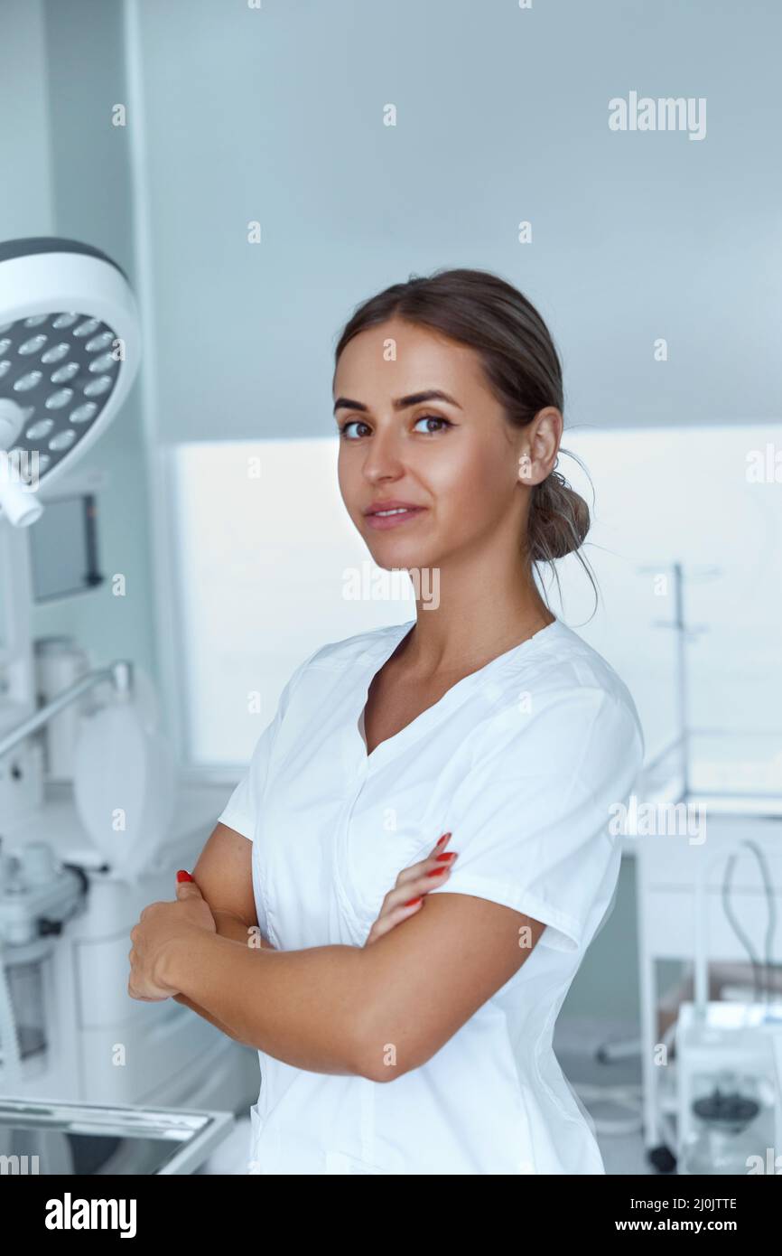 Doctor in hospital corridor hi-res stock photography and images - Alamy