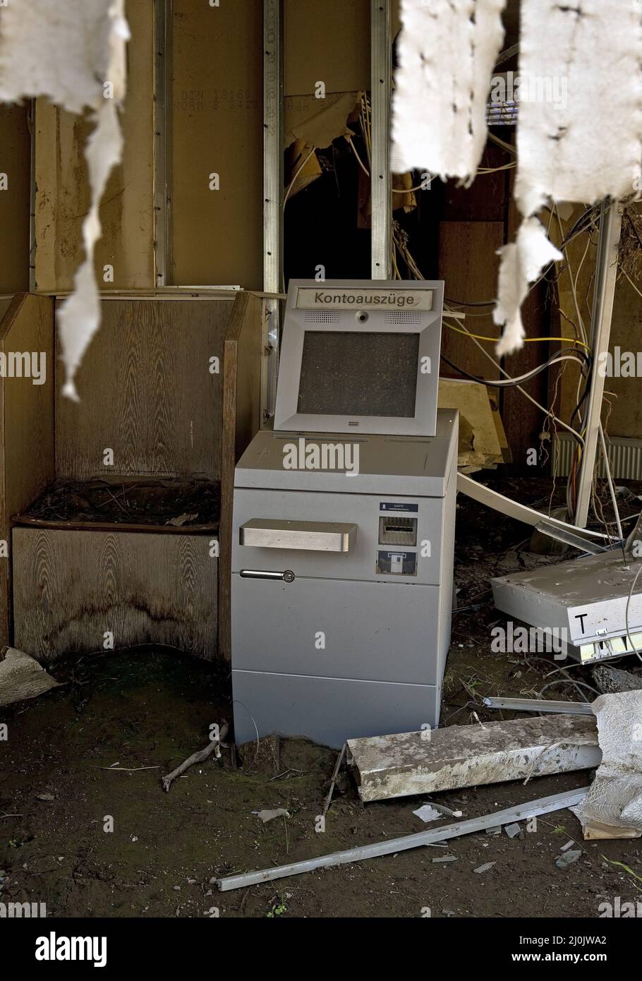 Destroyed bank hi-res stock photography and images - Alamy