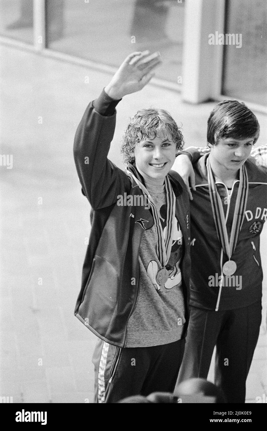 1980 Olympic Games at the Central Lenin Stadium in Moscow, Soviet Union.British swimmer Sharron Davies celebrates after winning the silver medal in the Women's 400 metres medley race. 27th July 1980. Stock Photo
