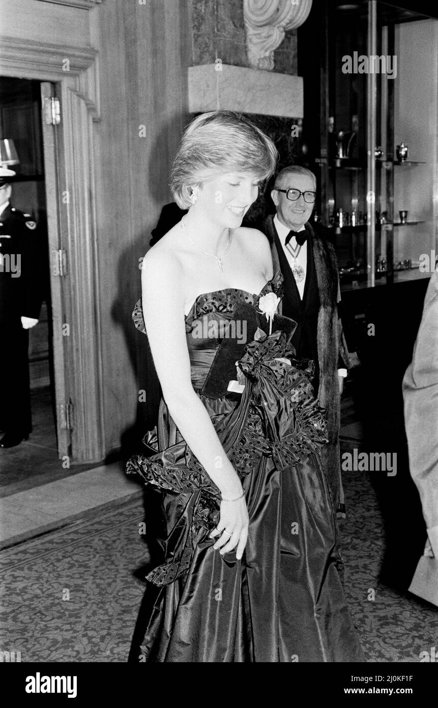 lady diana black dress 1981 9 MARCH 1981 LADY DIANA SPENCER ACCOMPANIES PRINCE CHARLES TO GOLDSMITHS'  HALL IN THAT LBD. . . LITTLE BLACK DRESS