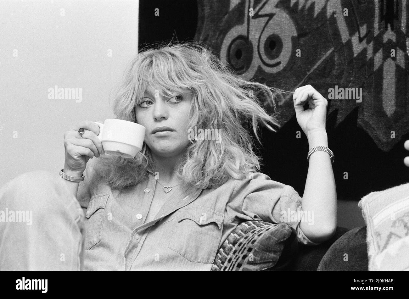 Goldie hawn actress 1981 hi-res stock photography and images