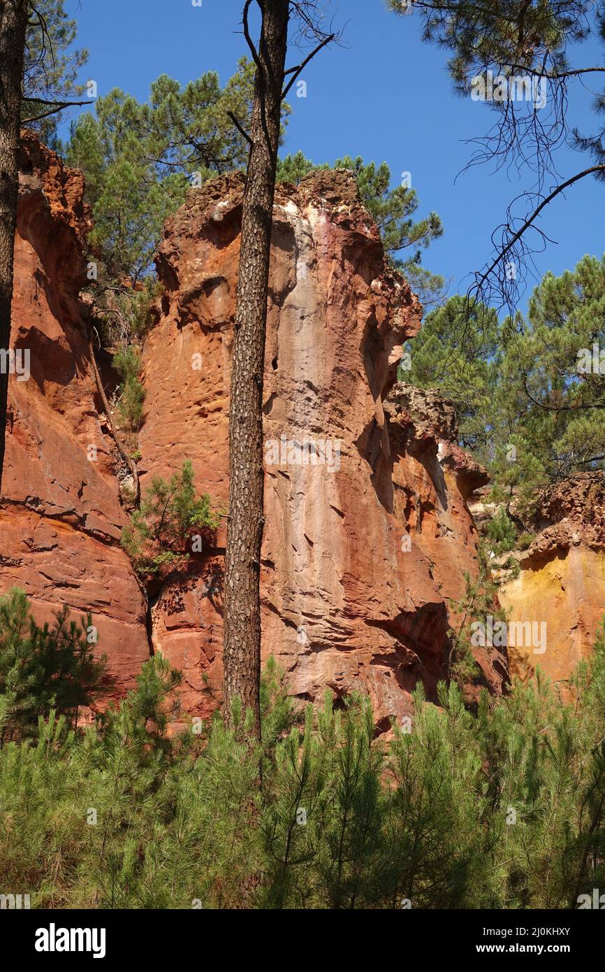 Provence Rocks Rousillon provence hi-res stock photography and images - Alamy