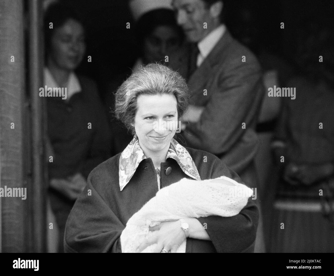 Her Royal Highness Anne leaves St Mary's Hospital in Paddington, London  after the birth of her baby daughter Princess Zara. 18th May 1981 Stock  Photo - Alamy