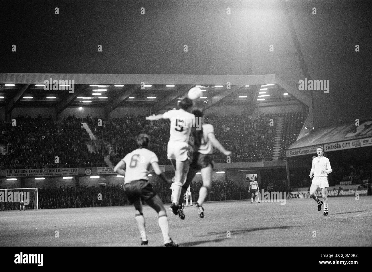 Fanion FC Lokomotive Leipzig 1966/81 - Adversaire Coupe UEFA - Vintage