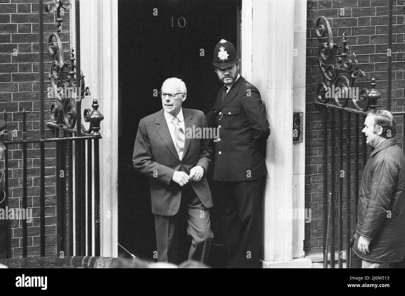 1980s london police house hi-res stock photography and images - Alamy