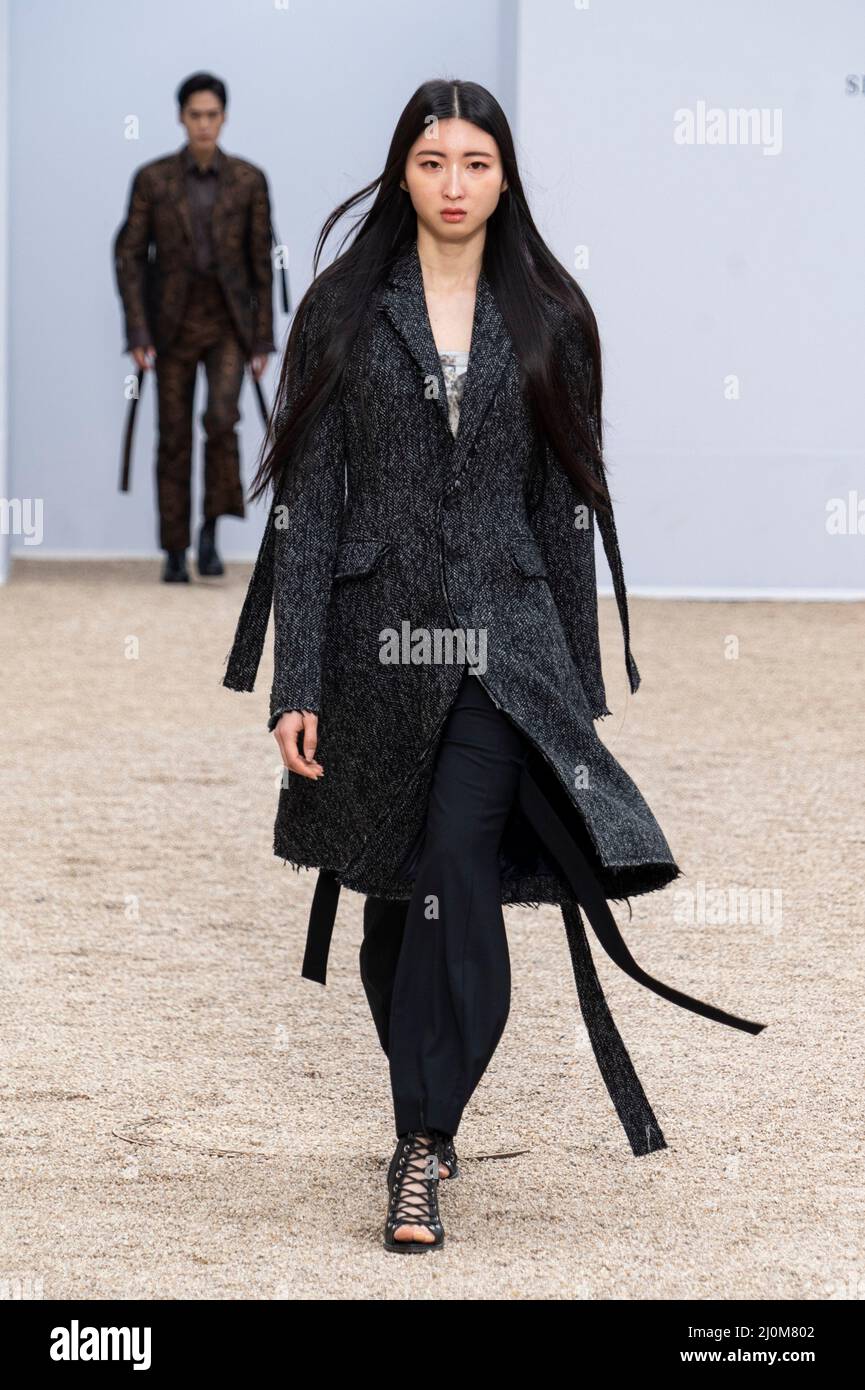 18 March 2022 Seoul, South Korea South Korean model catwalk during a