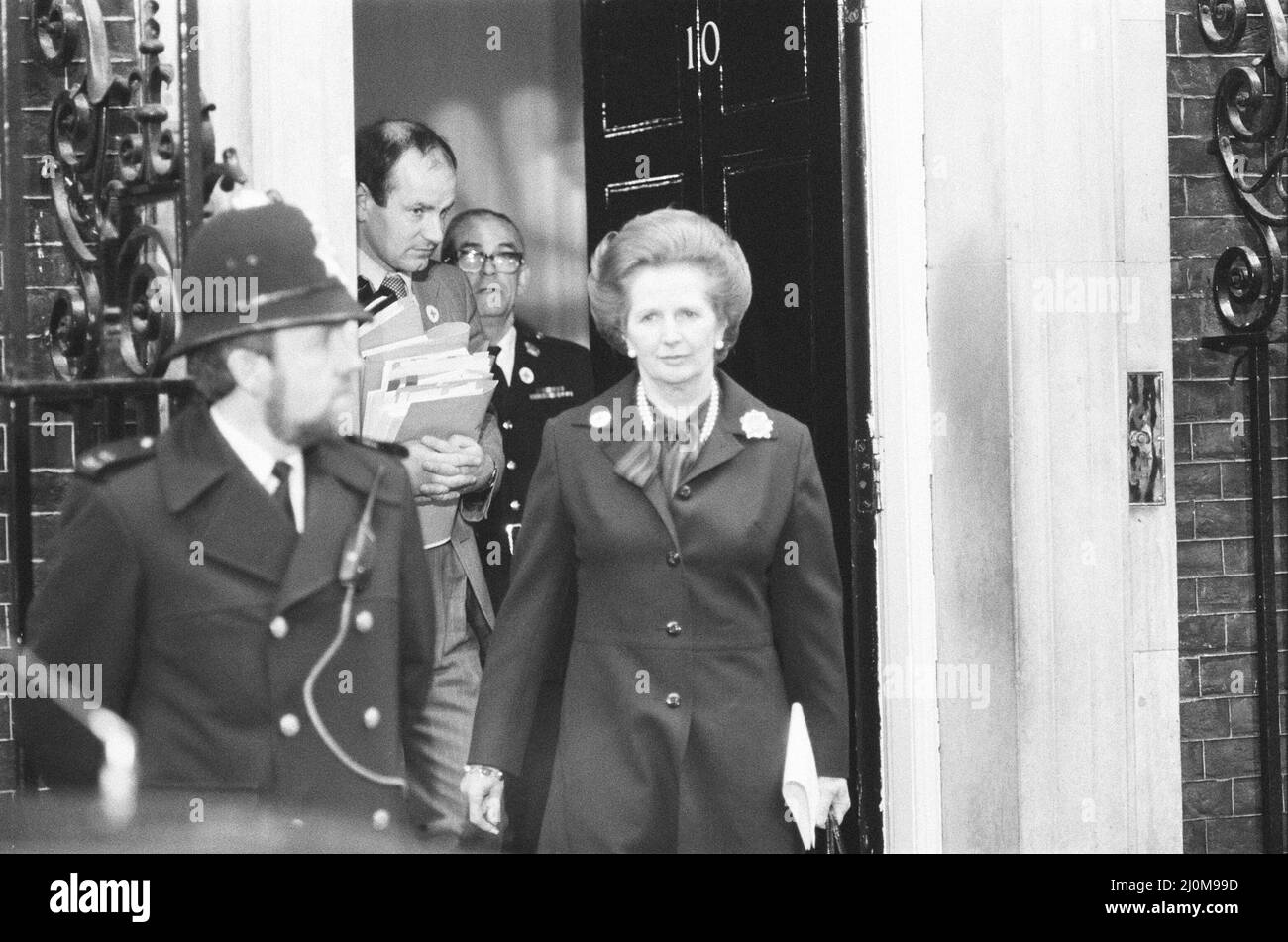 1980s london police house hi-res stock photography and images - Alamy