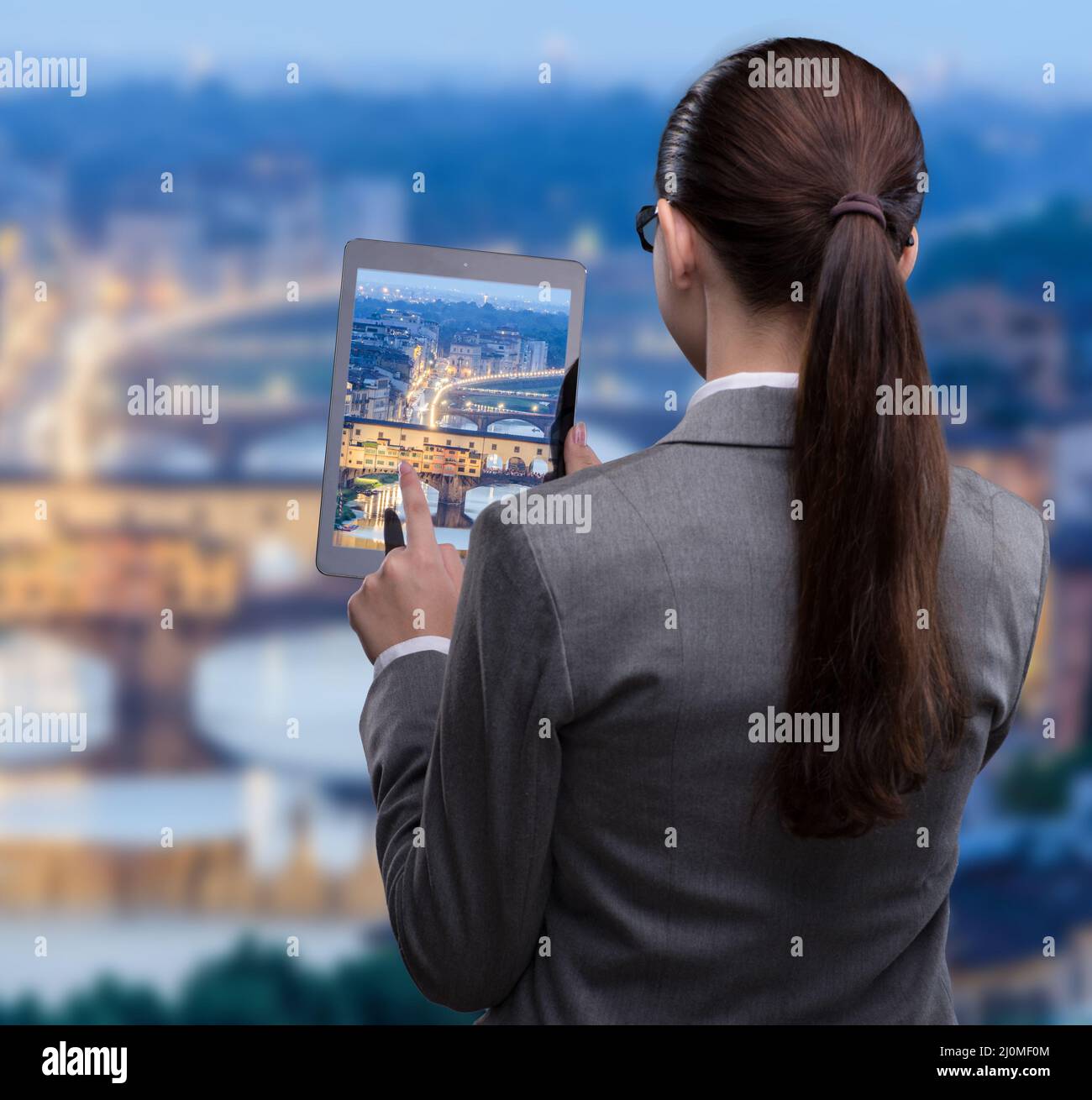 Virtual reality vacation screen hi-res stock photography and images - Alamy