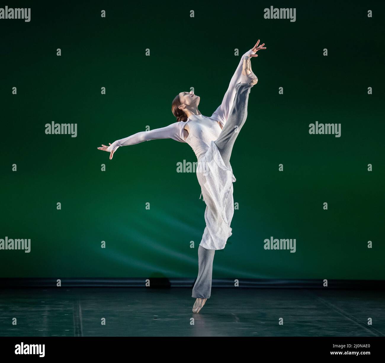 The London Coliseum, UK. 19 March 2022. Rehearsal for ‘Dance For Ukraine’ Charity gala, directed by former Royal Ballet stars Ivan Putrov (Ukraine) and Aline Cojocaru (Romania) taking place at 7.30pm on 19 March 2022 to raise funds for people in need in Ukraine. Proceeds from the event will go to Disaster Emergency Committee (DEC), Ukraine Humanitarian Appeal. Image: Marianela Nuñez of Argentina (Principal, Royal Ballet, London) performs during rehearsal. Credit: Malcolm Park/Alamy Live News Stock Photo