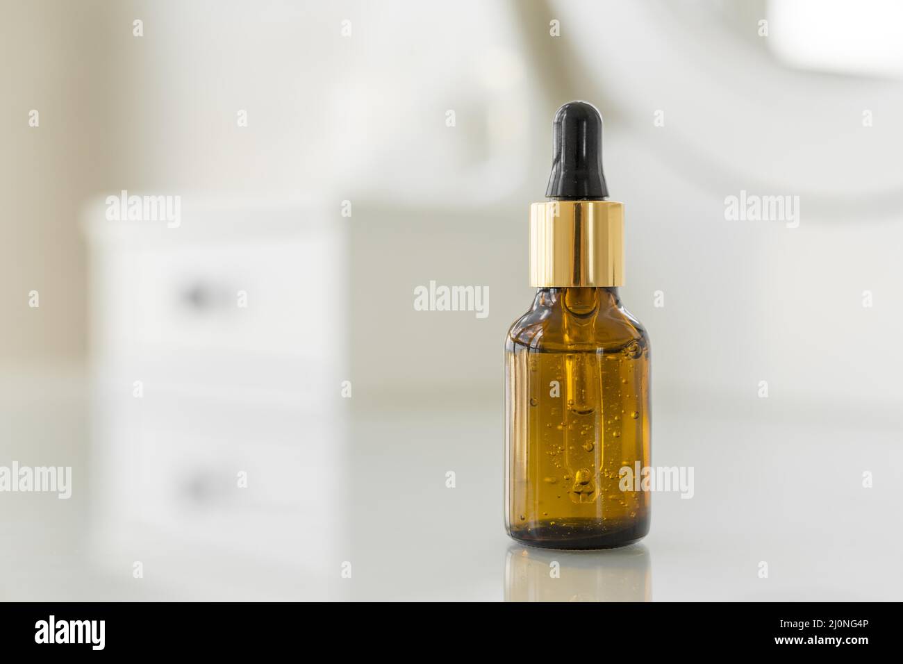 Serum bottle hires stock photography and images Alamy