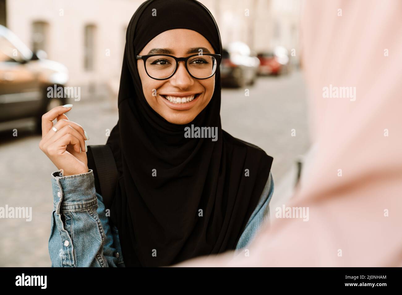 Young muslim woman two hi-res stock photography and images - Alamy