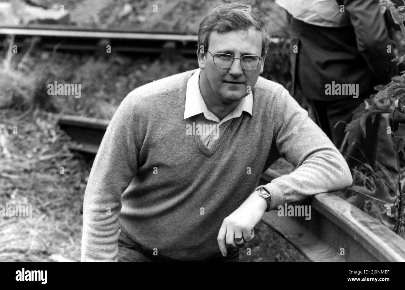 The crash of the Aberdeen to London sleeper train which careered off the track on the notorius Morpeth curve, just half a mile from the station. The crash happened at 10 minutes past midnight on 24th June, 1984   Council officer Peter Wilson at the crash site. Stock Photo