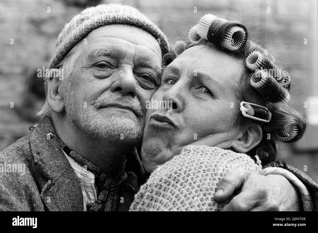 Bill Owen (Compo) and Kathy Staff (Nora Batty) on the set of 'Last of the Summer Wine'. 27th May 1983. Stock Photo