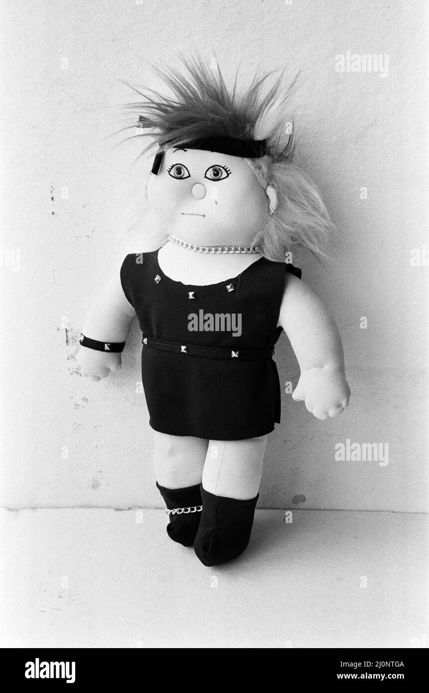 Black cabbage patch doll 1984 sale