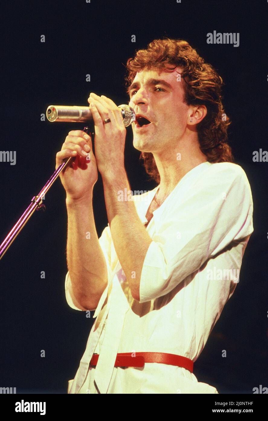 Canadian rock band Saga in concert at Hammersmith Odeon, singer Mike Sadler. 10th November 1983. Stock Photo