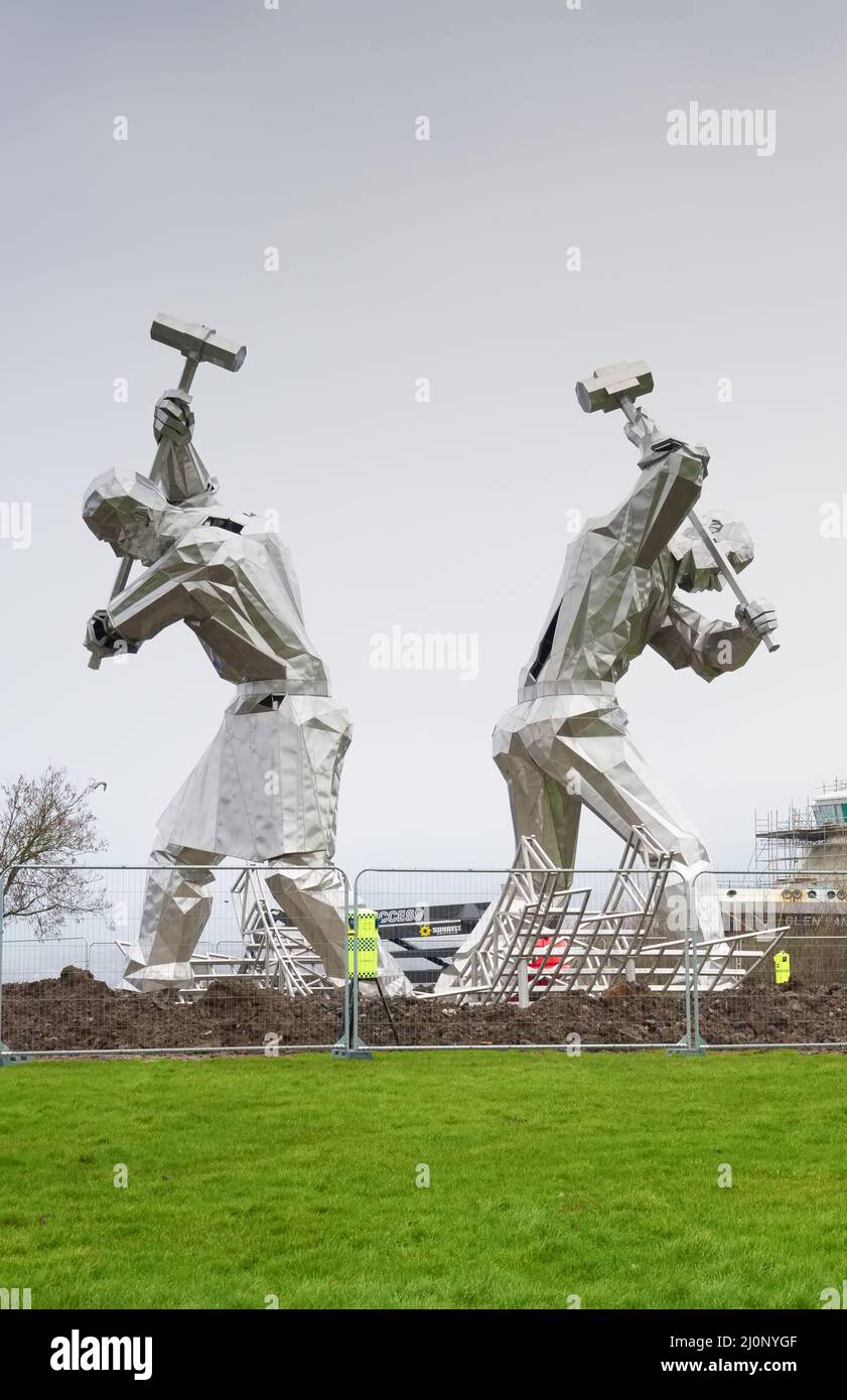 Port Glasgow, Scotland, UK, February 13th 2022, Shipbuilding sculpture art erected honouring Inverclyde Shipbuilding history Stock Photo