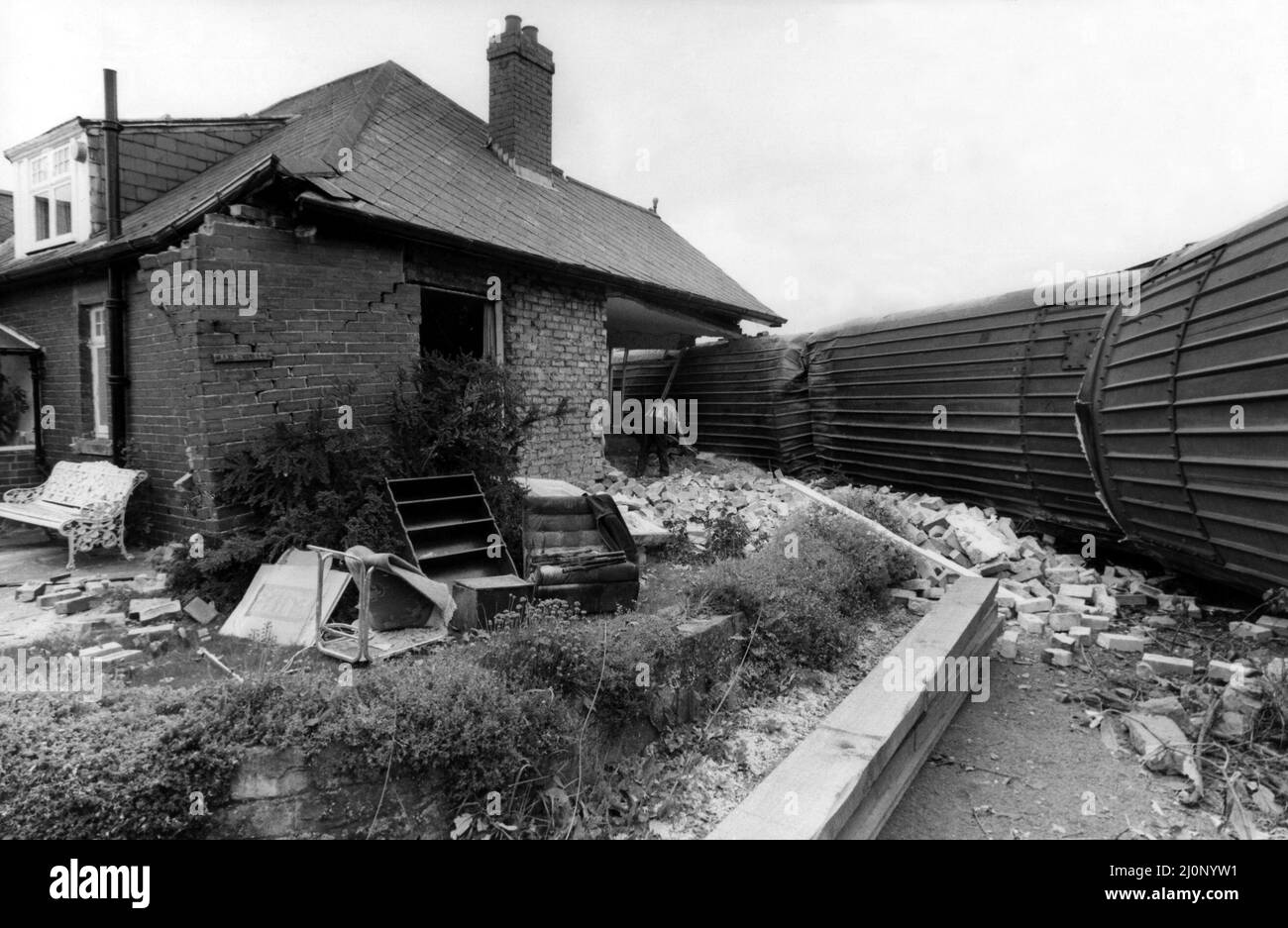 The crash of the Aberdeen to London sleeper train which careered off the track on the notorius Morpeth curve, just half a mile from the station. The crash happened at 10 minutes past midnight on 24th June, 1984   The wreckagte of the home belonging to Frank and Evelyn Dixon Stock Photo