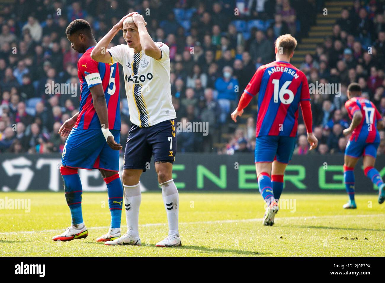 LONDON, UK. MAR 20TH Richarlison of Everton gestures during the FA Cup match between Crystal Palace and Everton FC at Selhurst Park, London on Sunday 20th March 2022. (Credit: Federico Maranesi | MI News) Credit: MI News & Sport /Alamy Live News Stock Photo