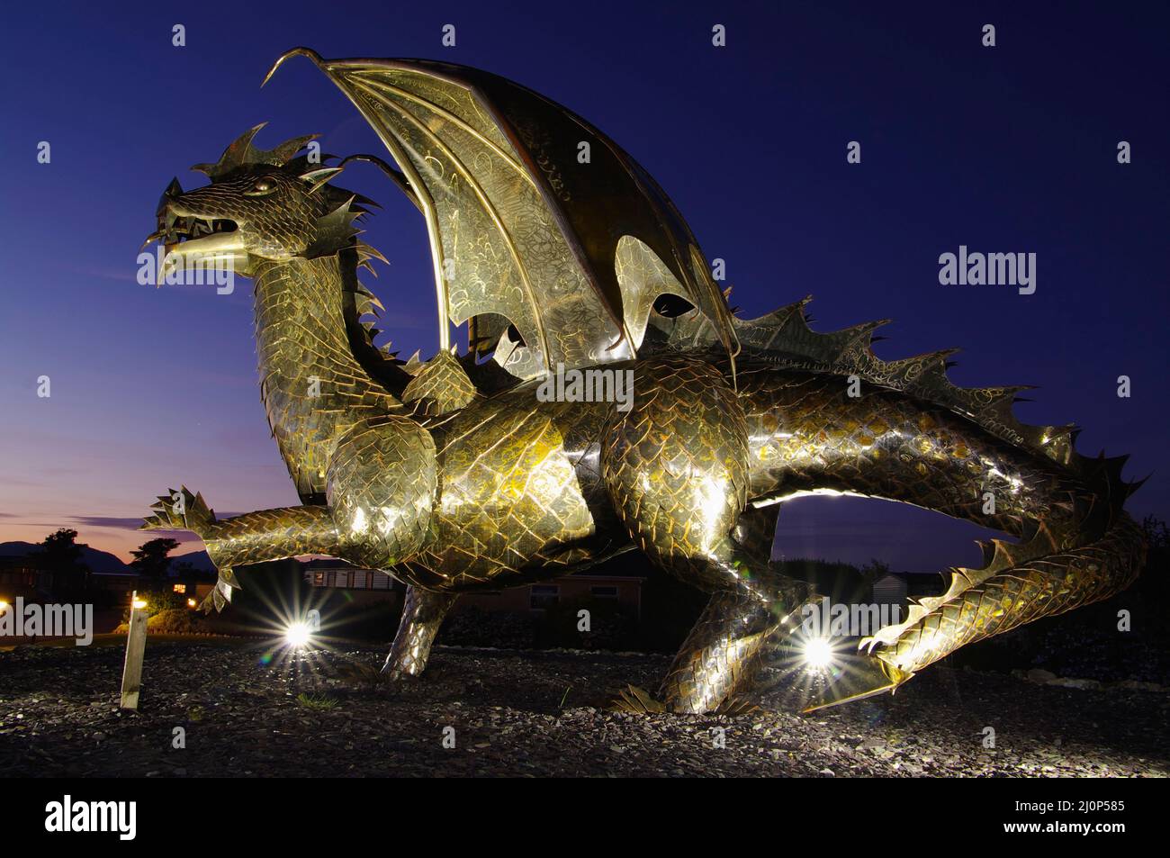 Welsh Dragon Sculpture Hi res Stock Photography And Images Alamy welsh-dragon-sculpture-hi-res-stock-photography-and-images-alamy