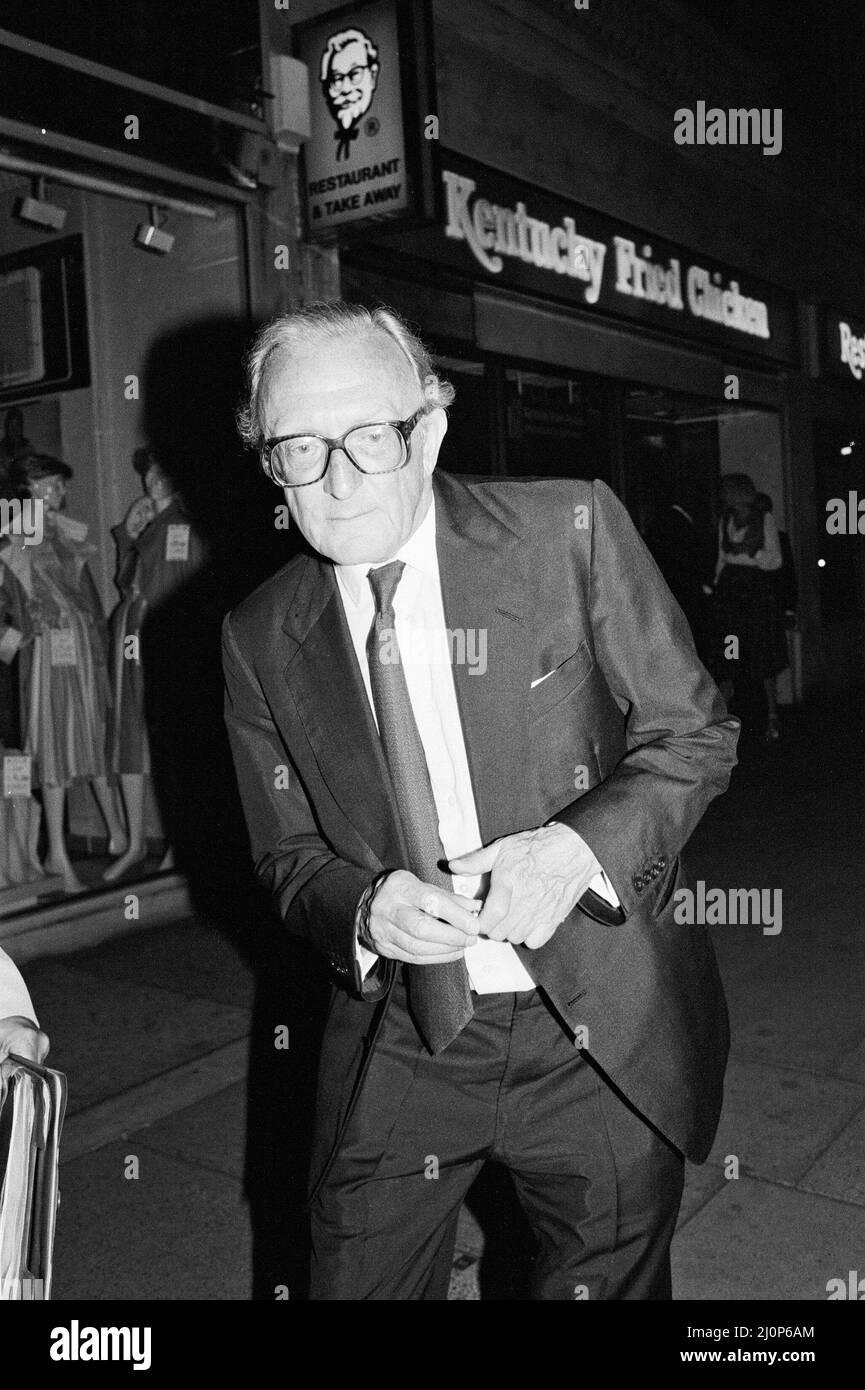 Former Foreign Secretary Lord Carrington pictured leaving the Kentucky Fried Chicken restaurant in Kensington High Street, London where he had a farewell party before taking up his new post as NATO Secretary General. 19th June  1984.   Carringtonobit Stock Photo