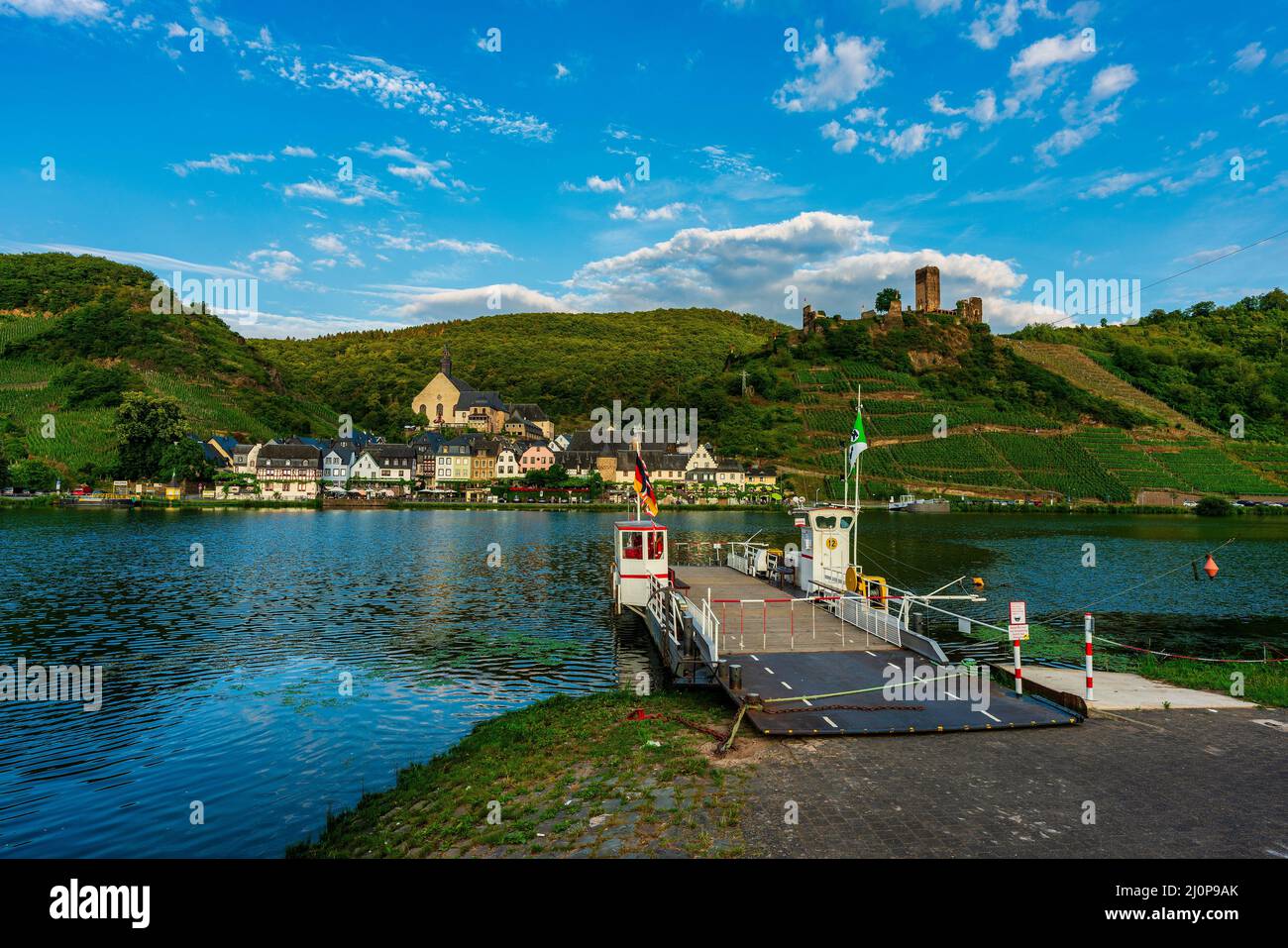 Panorama view from the opposite bank of the Moselle on Beilstein with Metternich Castle Stock Photo