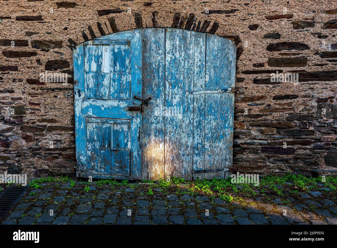 Cellar door house hi res stock photography and images Alamy